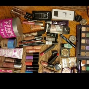 DO NOT BUY OR TRADE WITH @shadylittlestar!!!!!